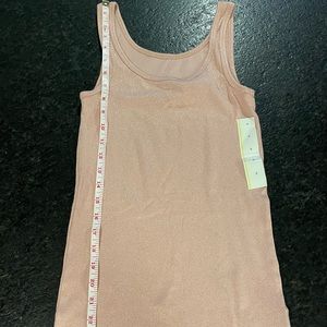 Super cute sparkly tank top Size small